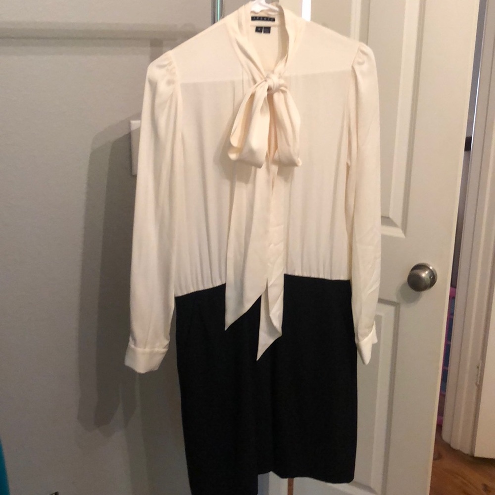 Theory cream and black dress with pussy bow